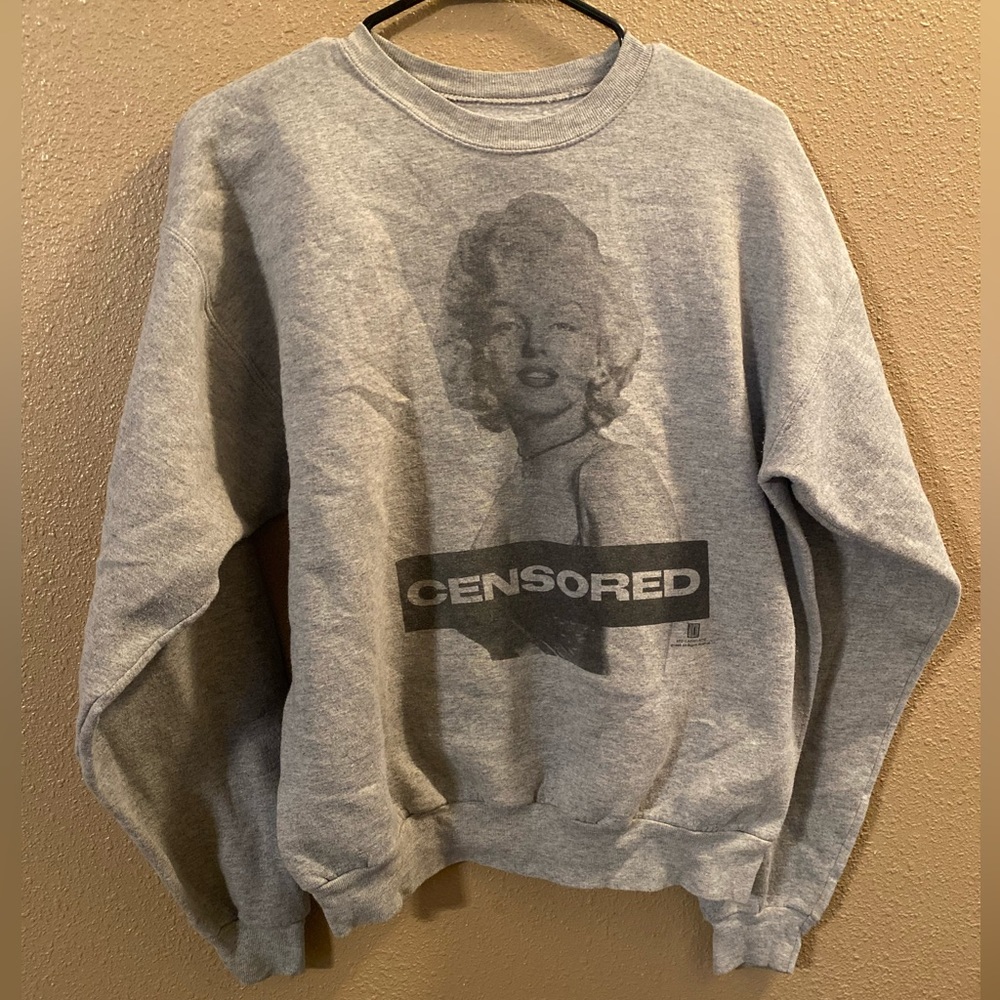 Marilyn Monroe crew neck